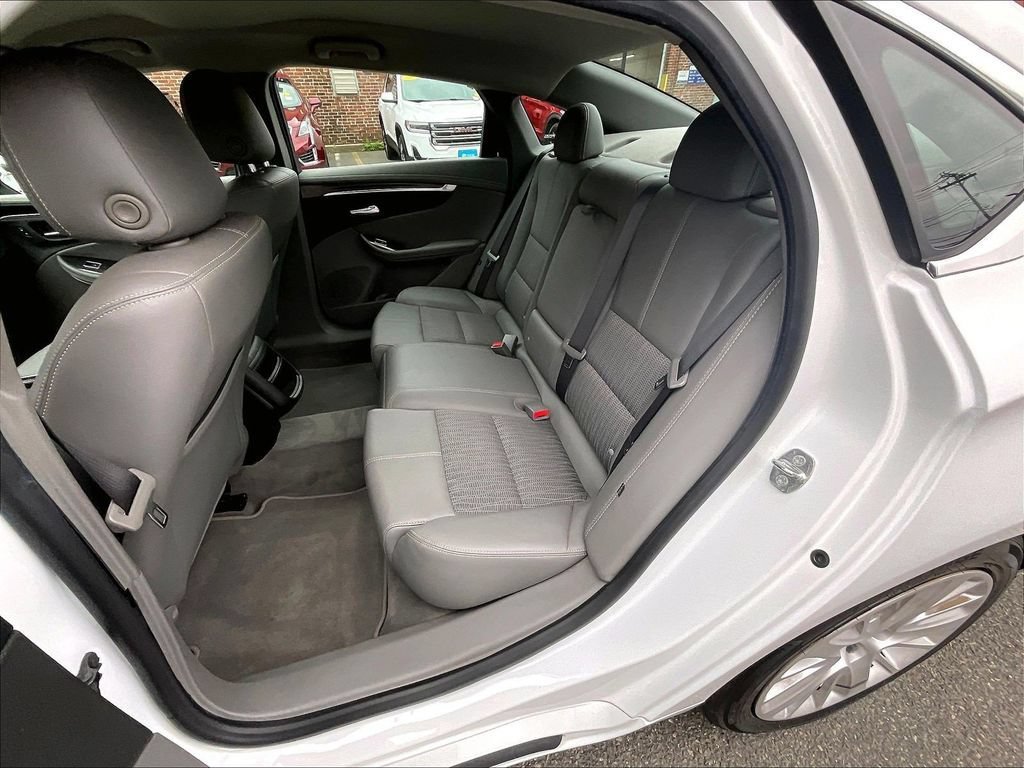 Used 2019 Chevrolet Impala LS FWD image 15