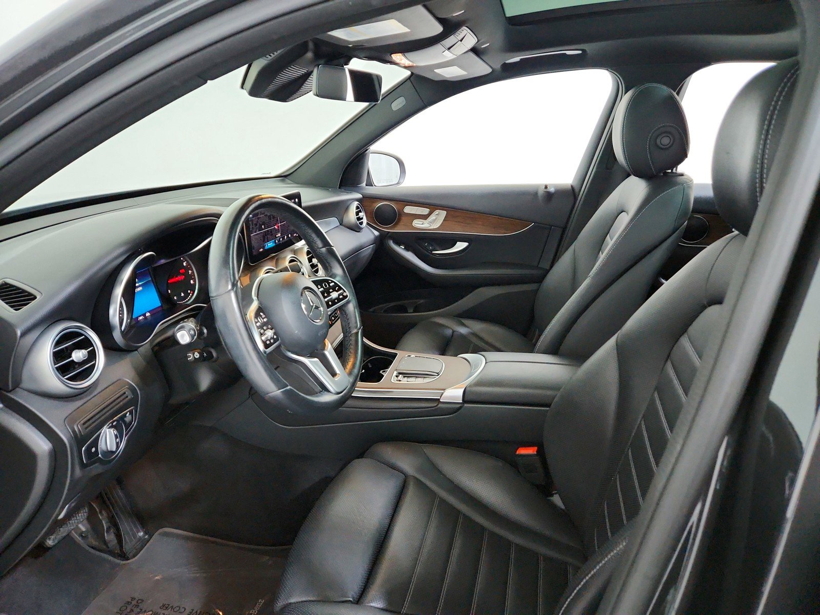 Certified 2022 Mercedes-Benz GLC 300 4MATIC image 9