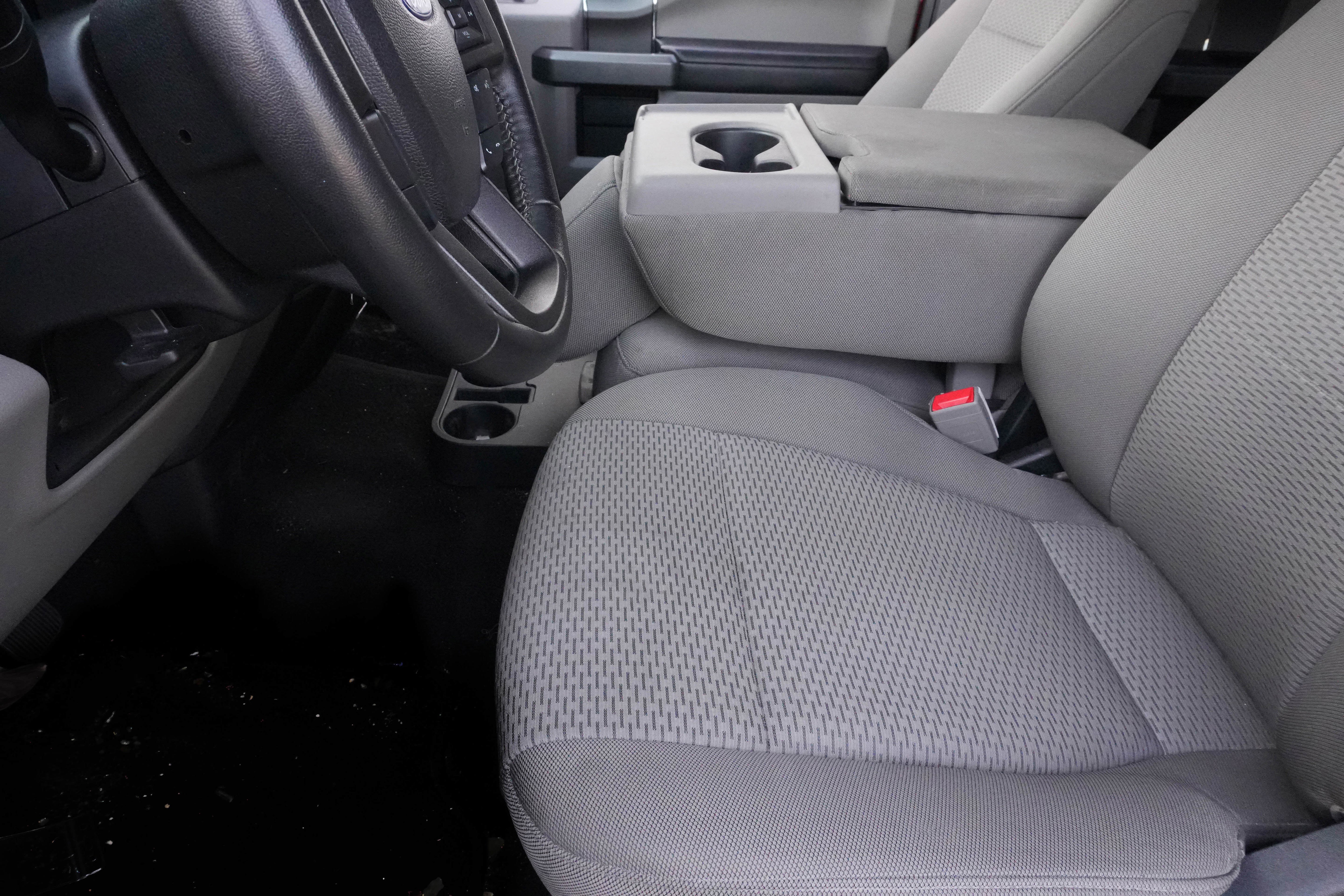 Used 2018 Ford F150 XLT w/ Equipment Group 302A Luxury image 12