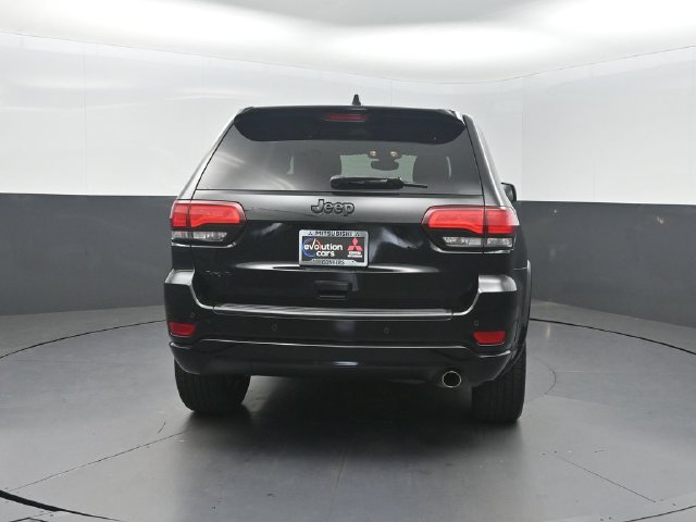 Used 2019 Jeep Grand Cherokee Altitude AWD/4WD image 24