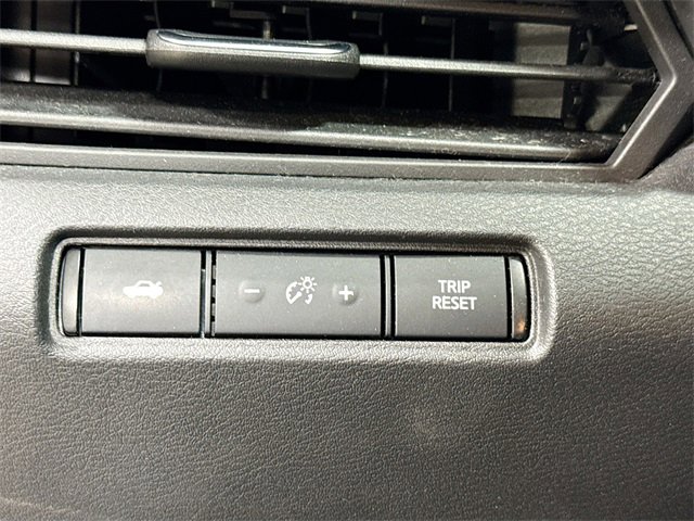 Used 2021 Nissan Altima 2.5 SR image 12