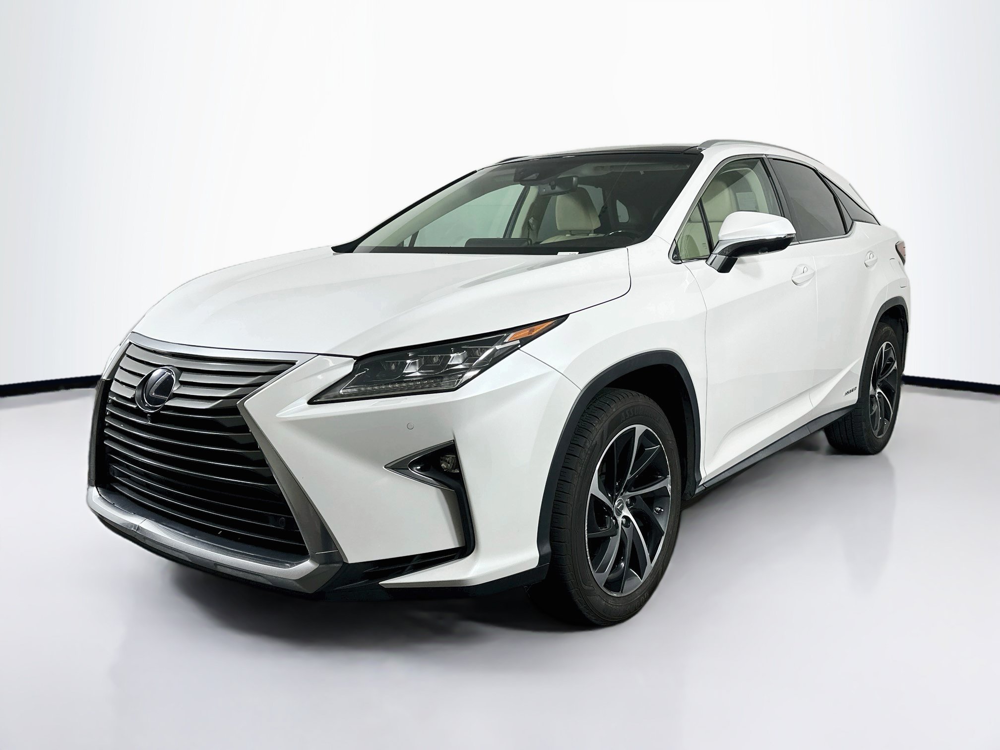 Used 2017 Lexus RX 450h AWD w/ Luxury Package image 3
