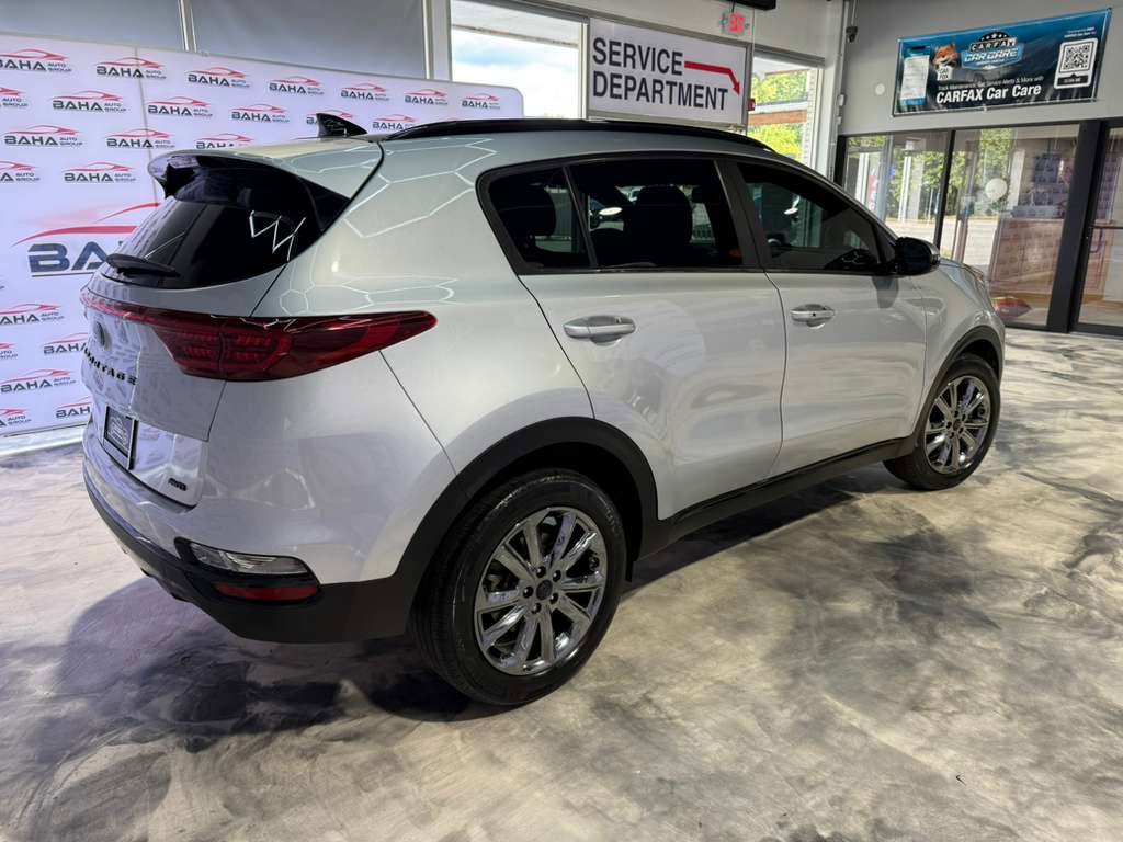 Used 2022 Kia Sportage Nightfall Edition w/ Nighfall AWD Premium Package image 5