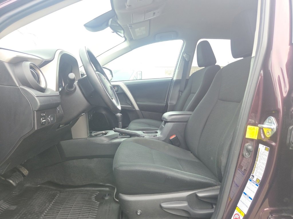 Used 2018 Toyota RAV4 LE w/ All Weather Liner Package image 11