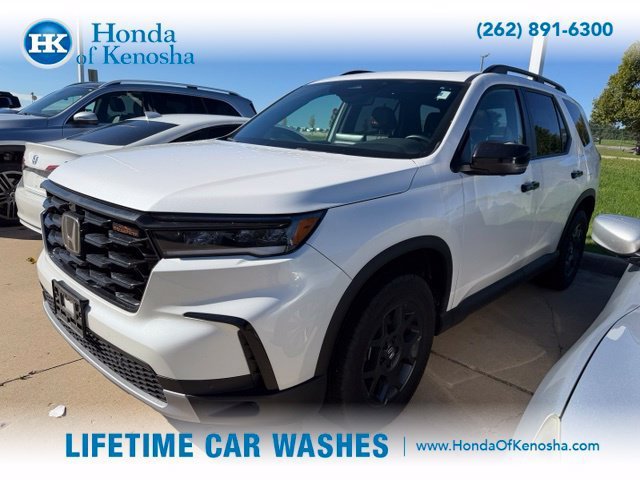 Used 2025 Honda Pilot TrailSport