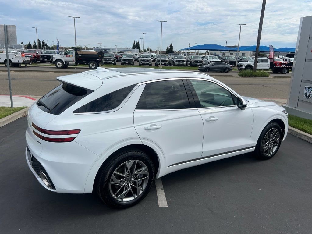 Used 2023 Genesis GV70 2.5T w/ Select Package AWD/4WD image 18