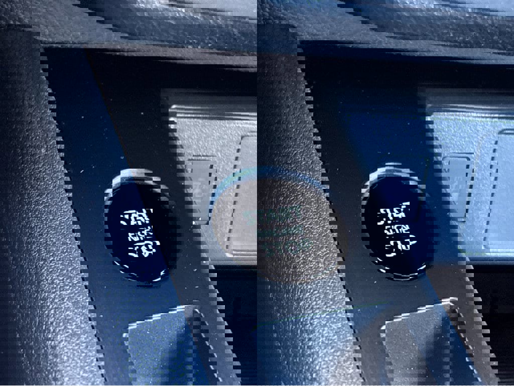 New 2026 Nissan Kicks SV w/ SV Premium Package image 4