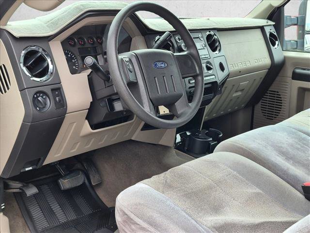 Used 2009 Ford F250 XLT AWD/4WD image 9