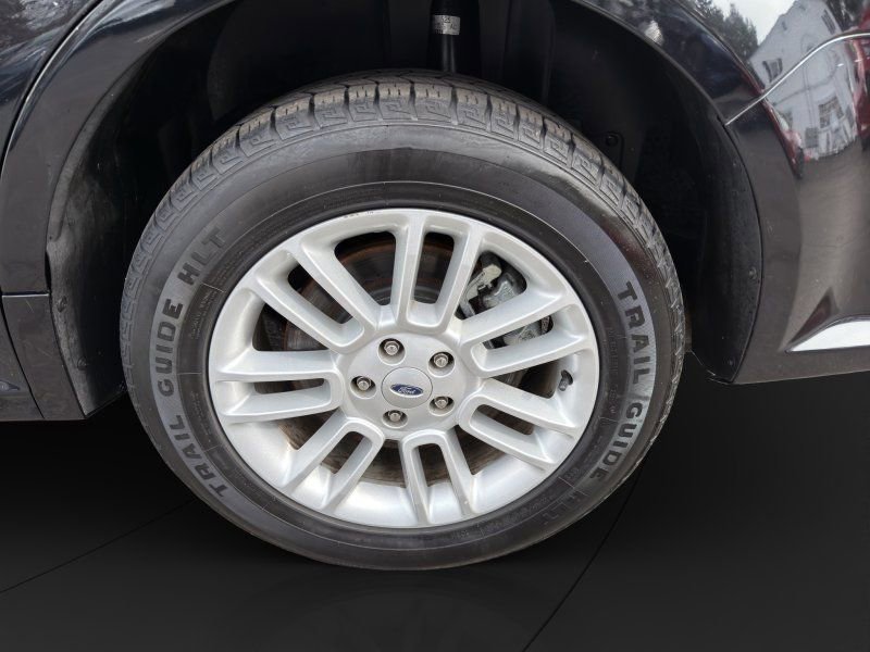 Used 2019 Ford Flex SEL image 22