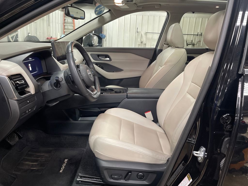 Certified 2024 Nissan Rogue SL w/ SL Premium Package image 12
