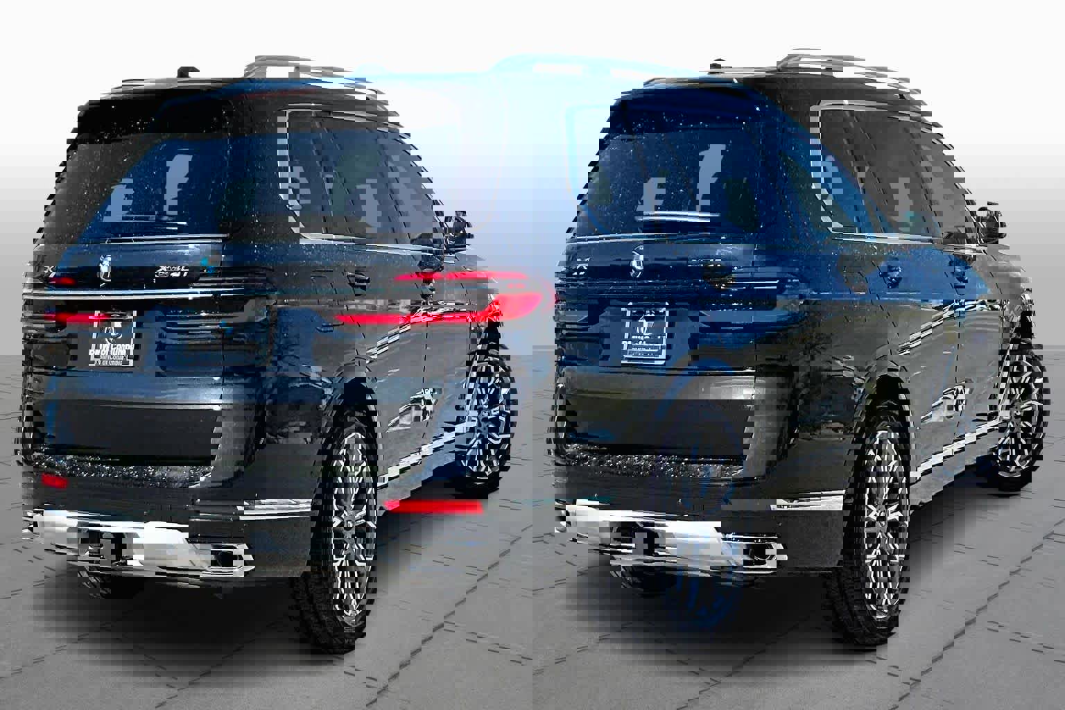 Used 2026 BMW X7 xDrive40i image 12