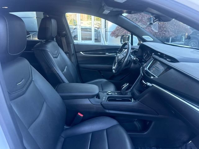 Used 2023 Cadillac XT5 Premium Luxury w/ LPO, Floor Liner Package AWD/4WD image 28