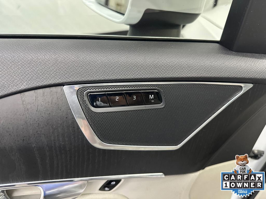 Used 2020 Volvo XC90 T6 Momentum w/ Protection Package Premier AWD/4WD image 12