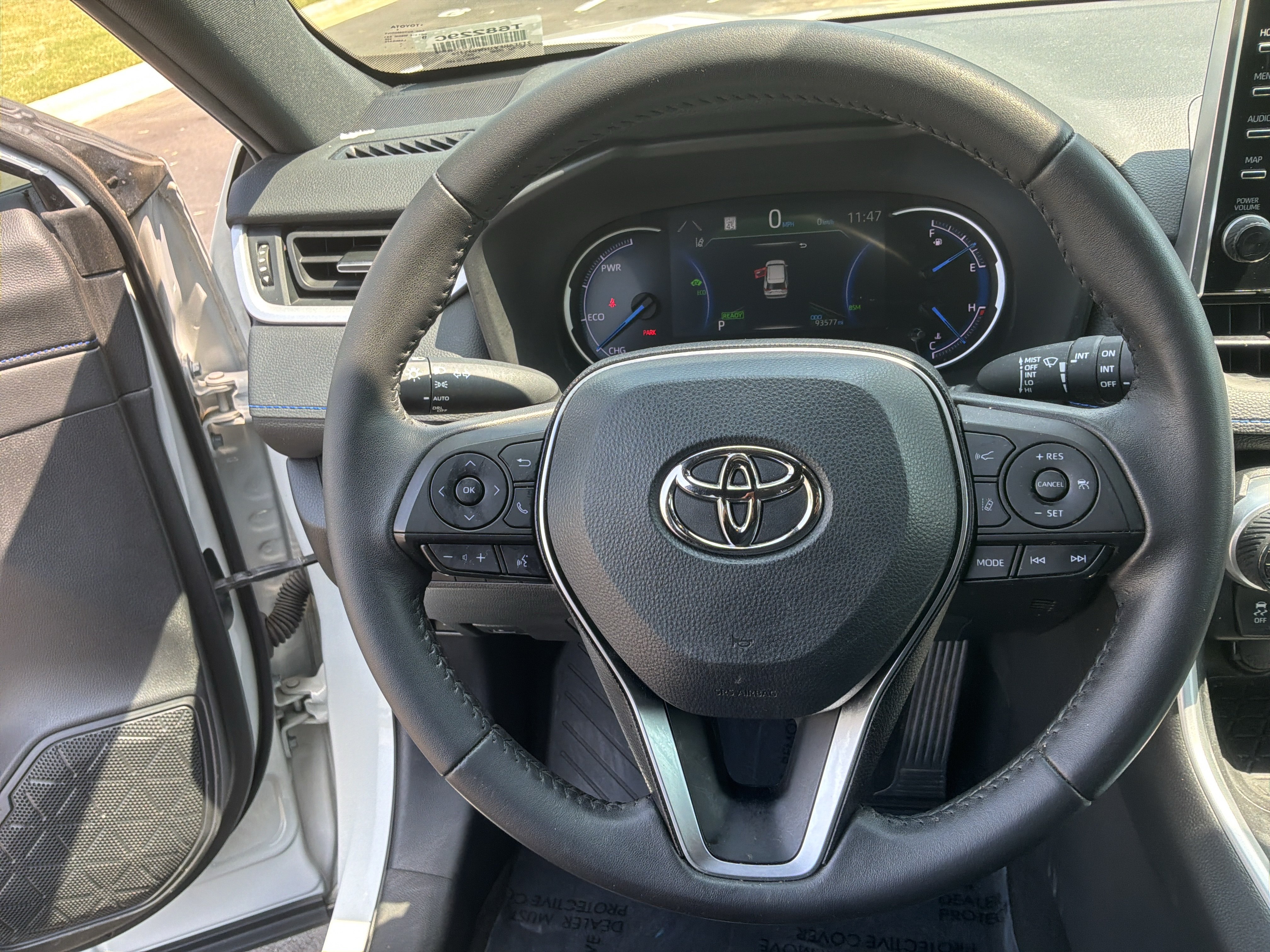 Used 2022 Toyota RAV4 XSE AWD/4WD image 18