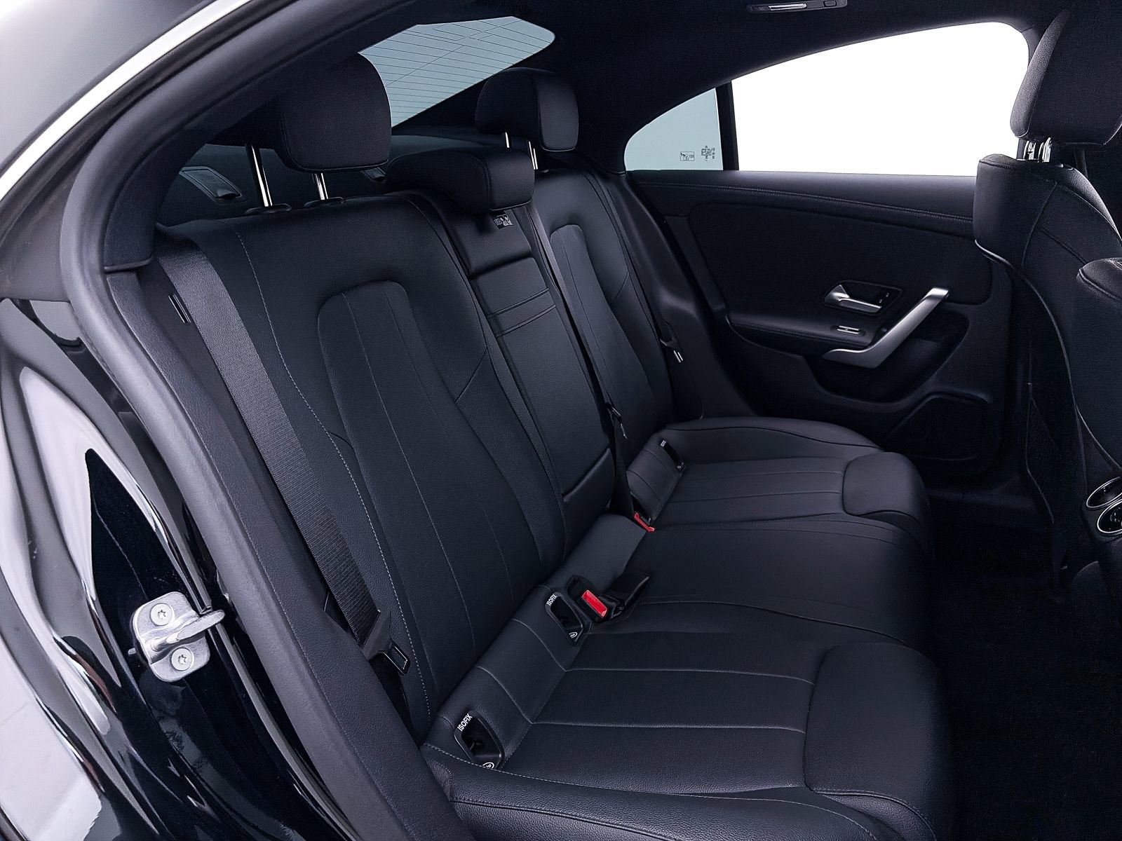 Used 2024 Mercedes-Benz CLA 250 4MATIC image 36