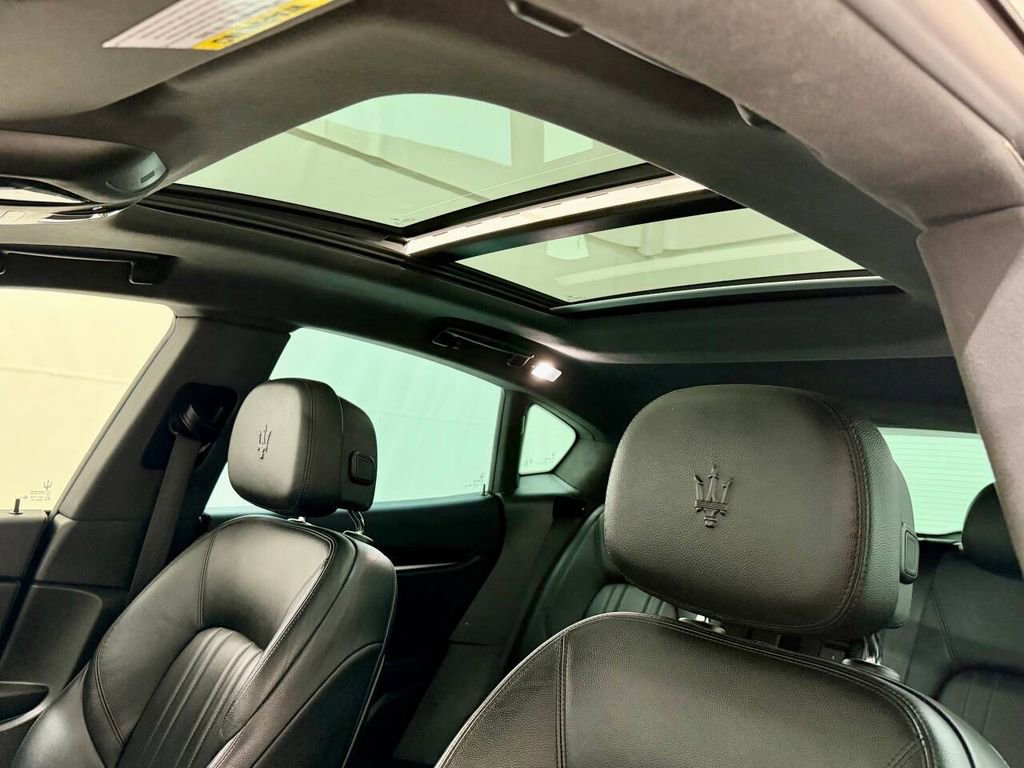 Used 2022 Maserati Levante GT image 7