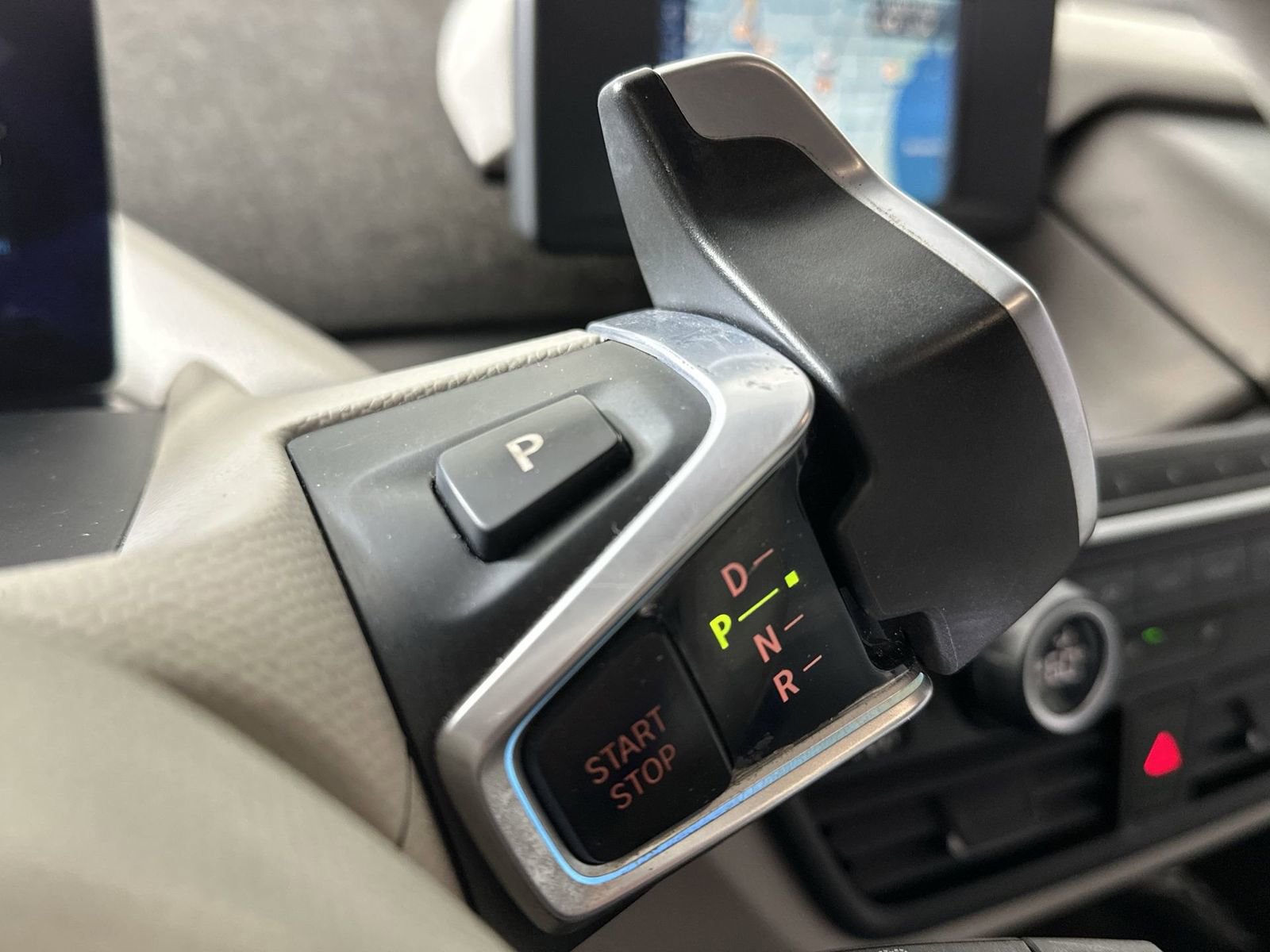 Used 2017 BMW i3 w/ Range Extender image 24