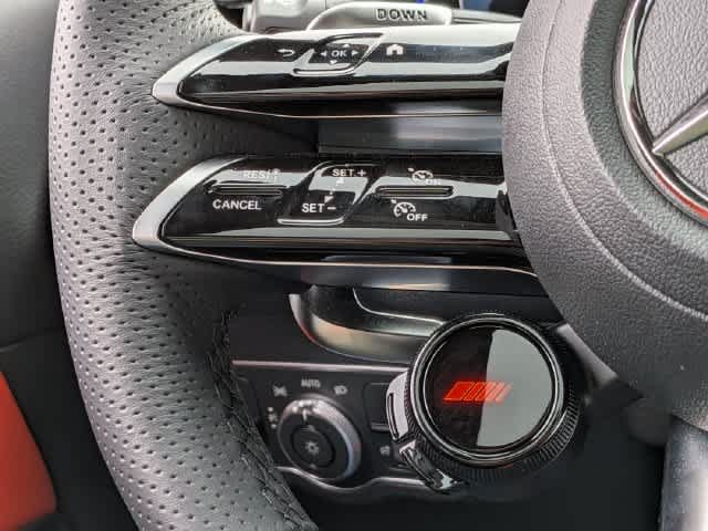 Used 2026 Mercedes-Benz GLB 35 AMG 4MATIC image 22