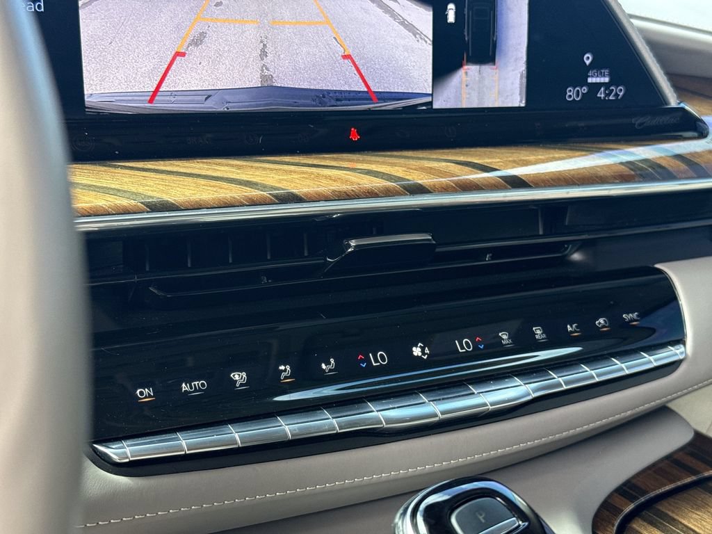 Used 2023 Cadillac Escalade Sport Platinum w/ LPO, ONYX Package AWD/4WD image 18