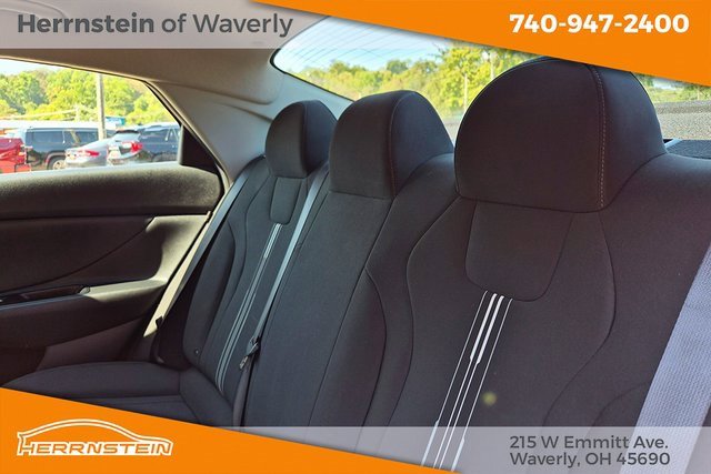 Used 2024 Hyundai Elantra SEL image 24