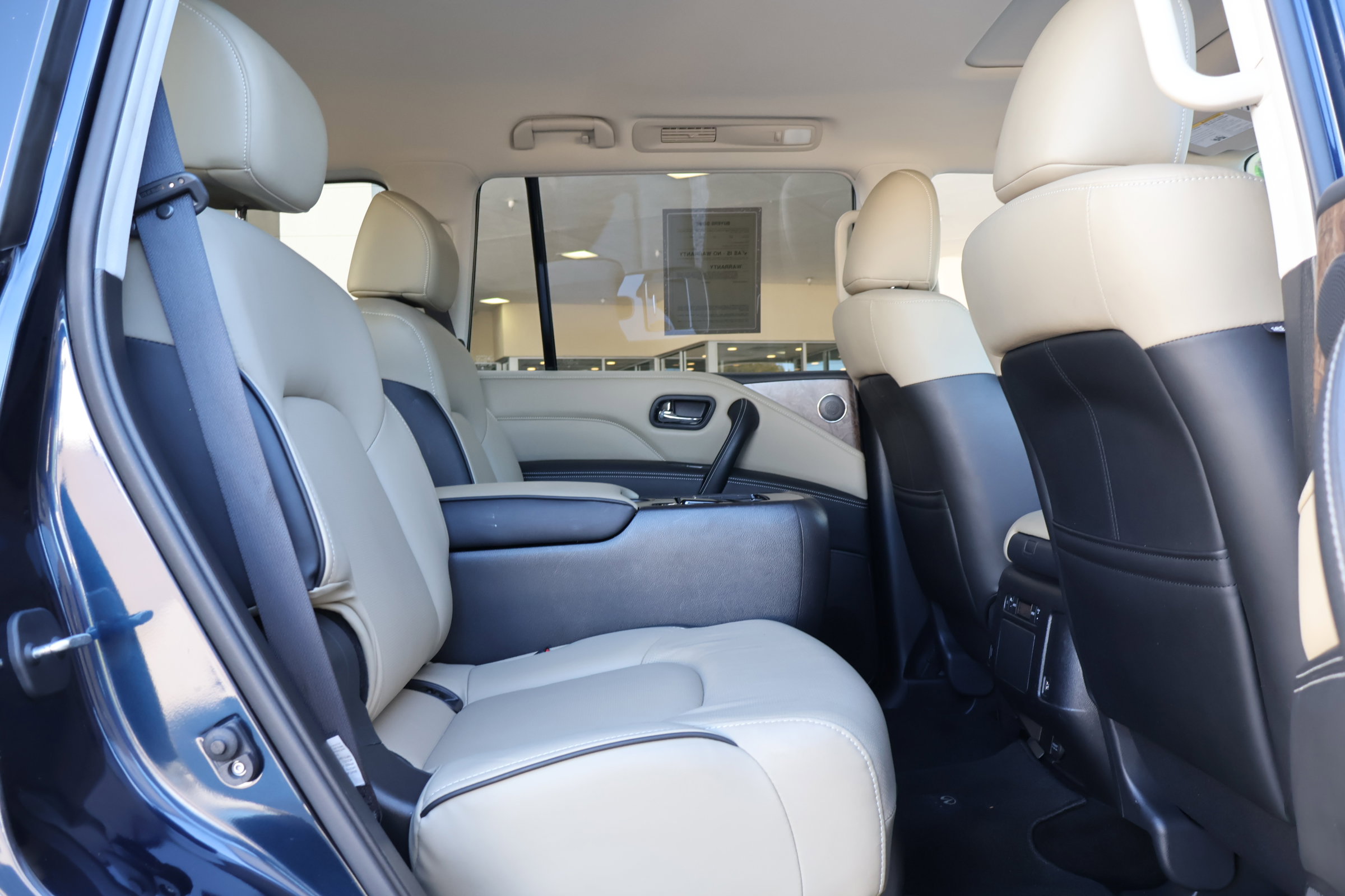 Certified 2024 INFINITI QX80 Premium Select w/ Cargo Package image 23