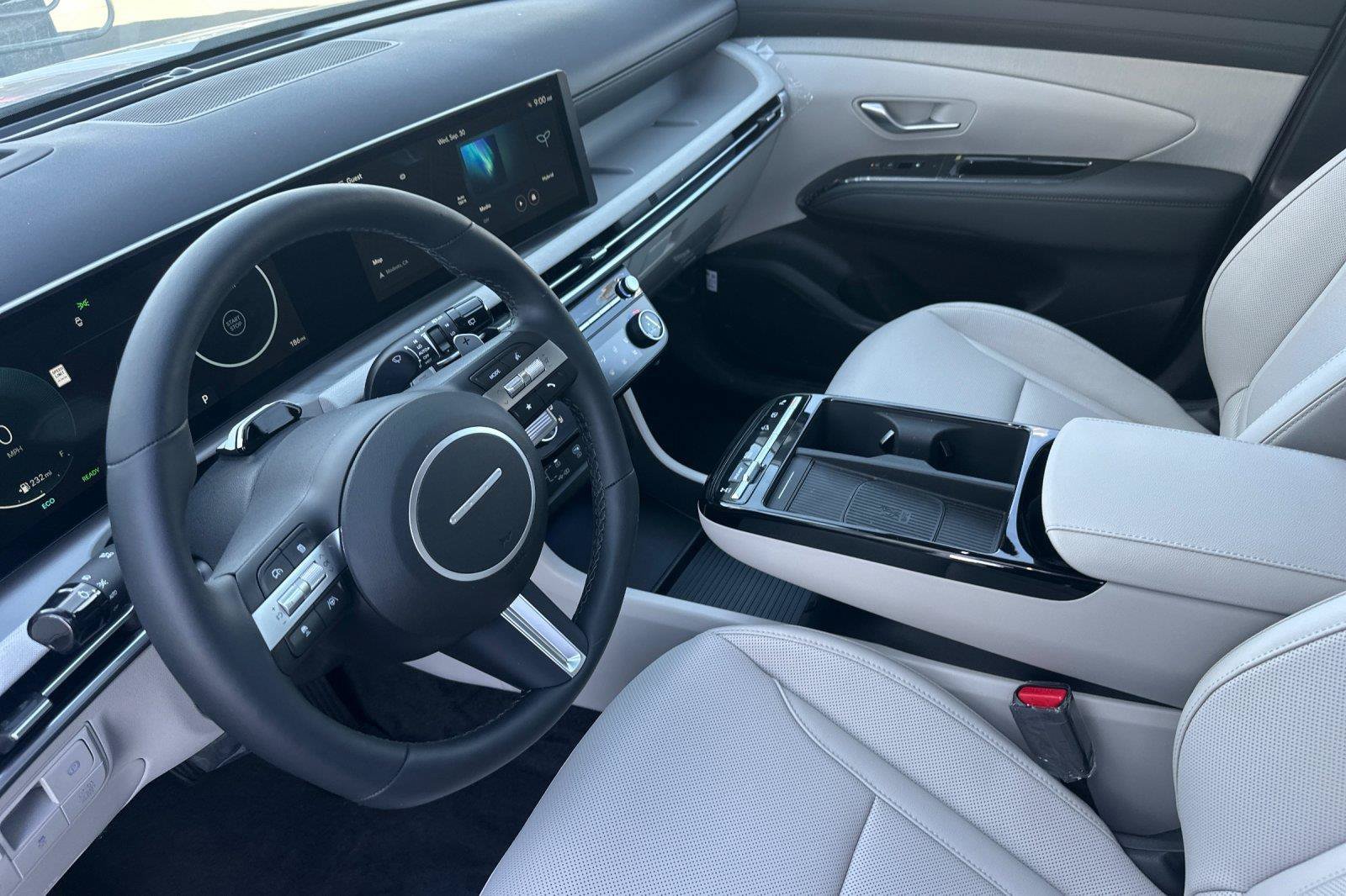 New 2026 Hyundai Tucson Limited AWD/4WD image 9