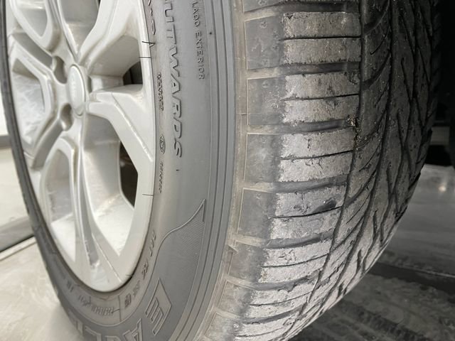 Used 2020 Land Rover Range Rover Evoque S image 11