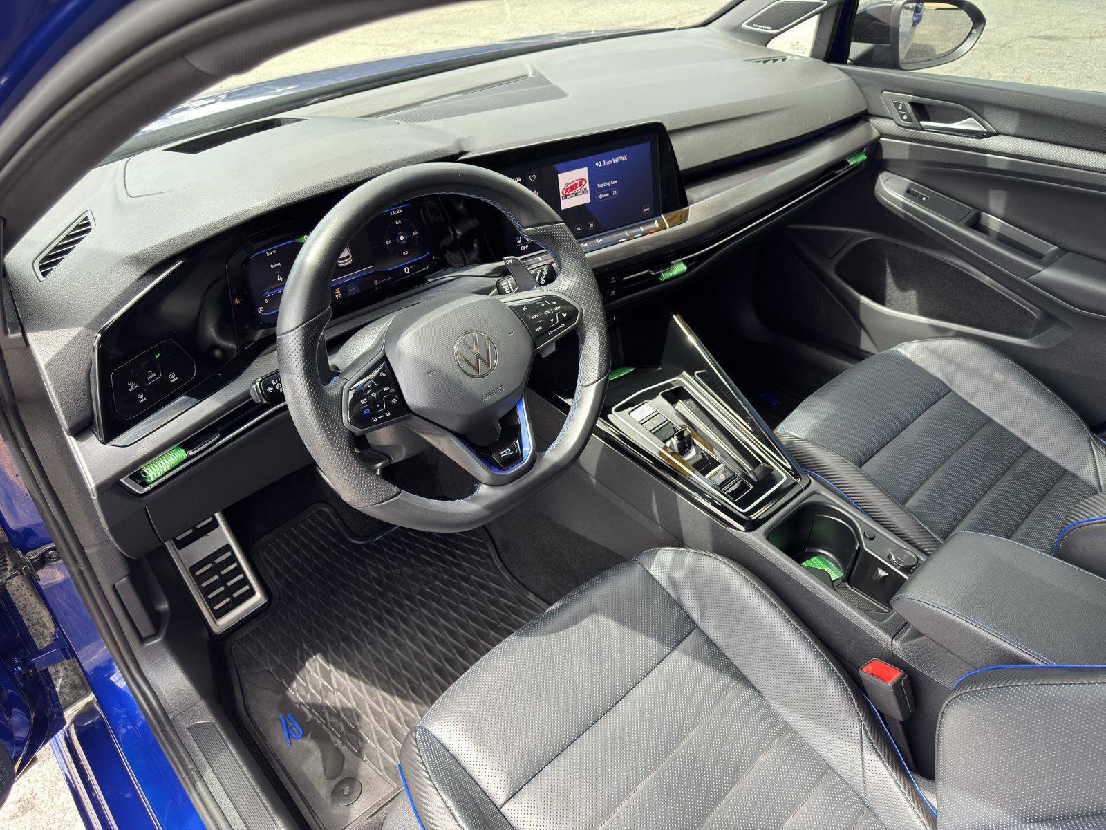 Used 2024 Volkswagen Golf R AWD/4WD image 22