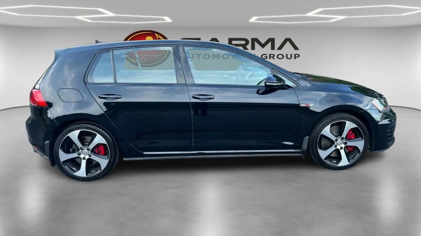 Used 2017 Volkswagen GTI SE FWD image 6