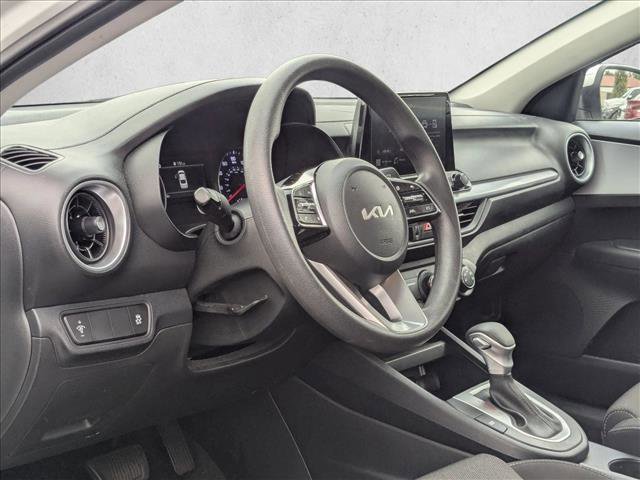 Used 2024 Kia Forte LXS video 2
