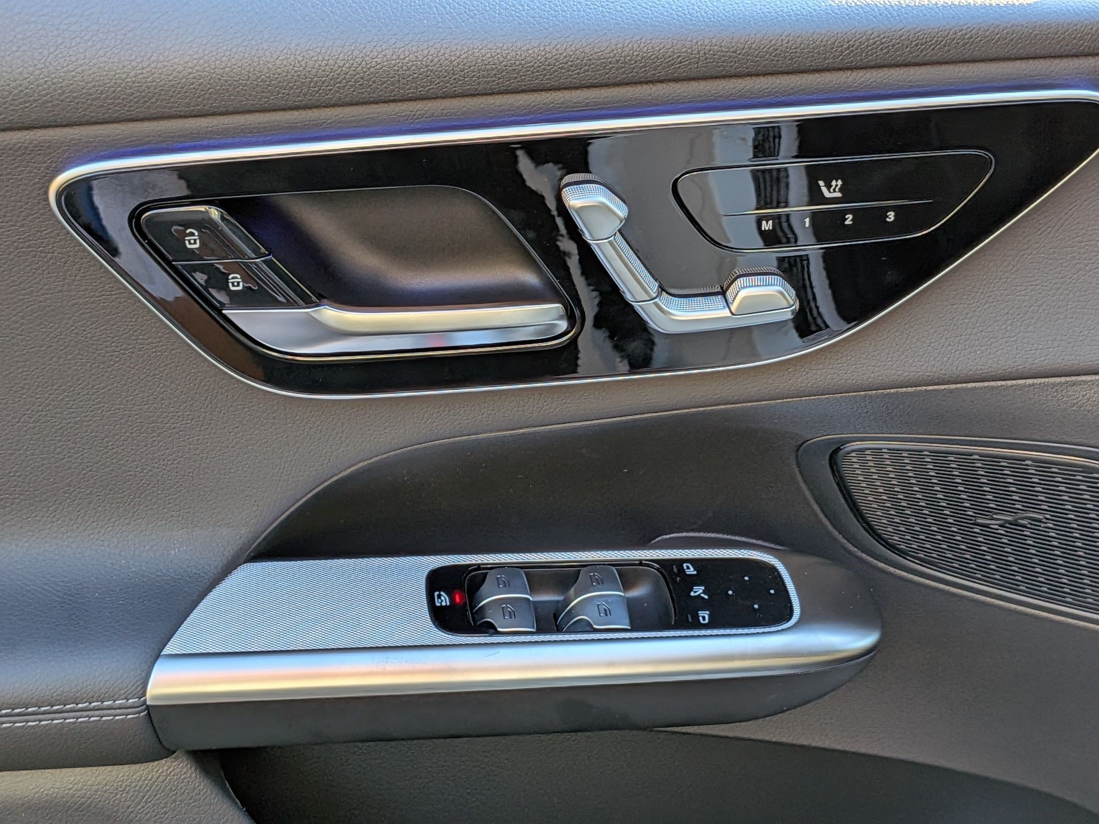 Certified 2026 Mercedes-Benz GLC 300 4MATIC image 15