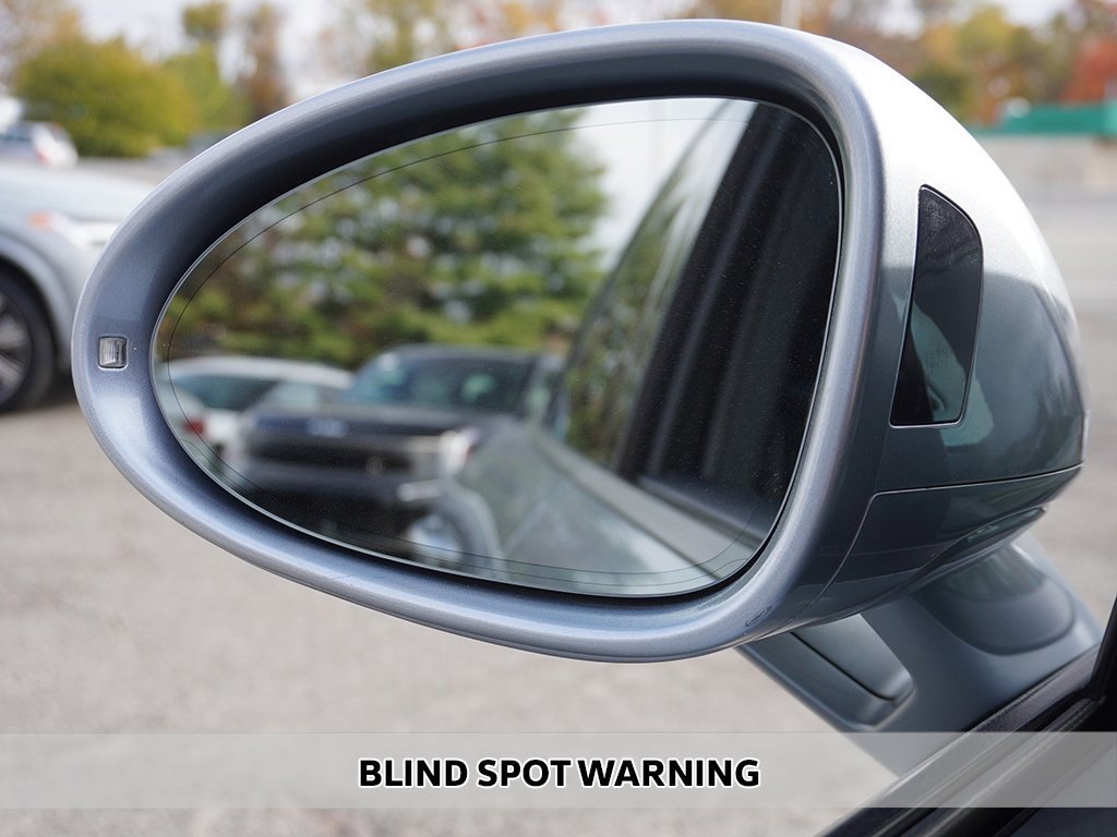 Used 2022 Porsche Macan image 5