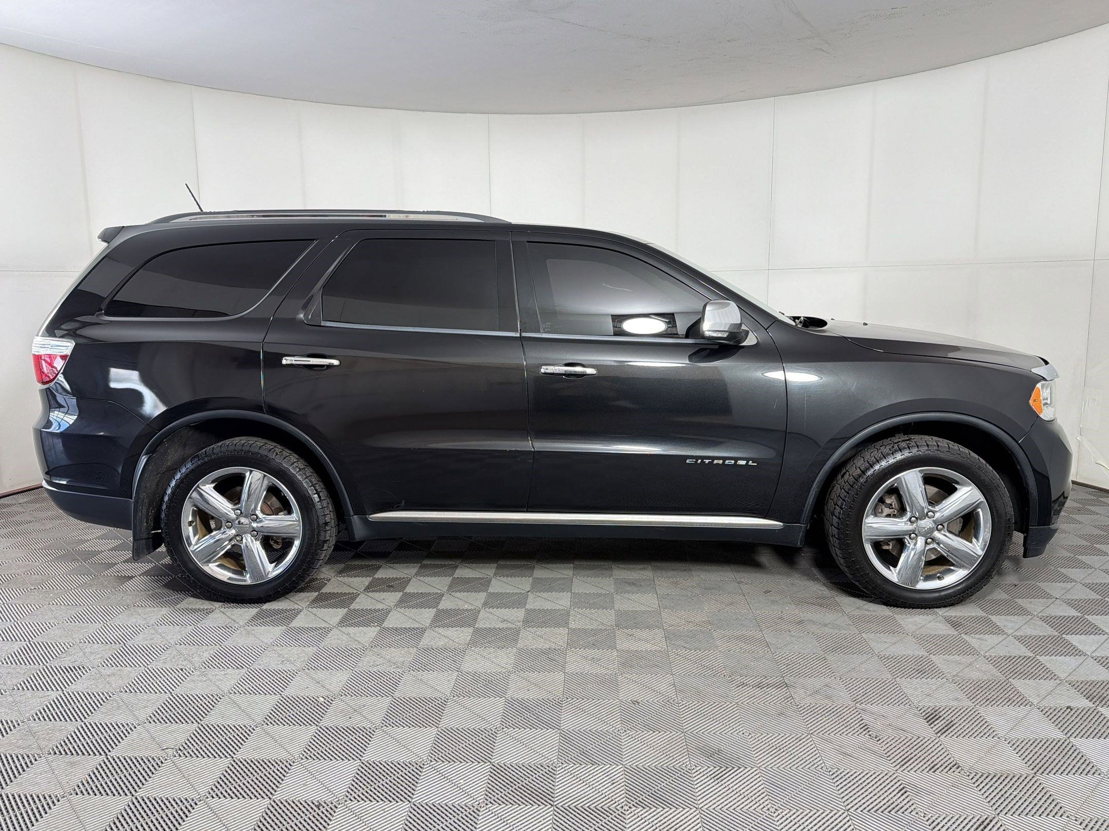 Used 2013 Dodge Durango Citadel w/ Trailer Tow Group IV image 8