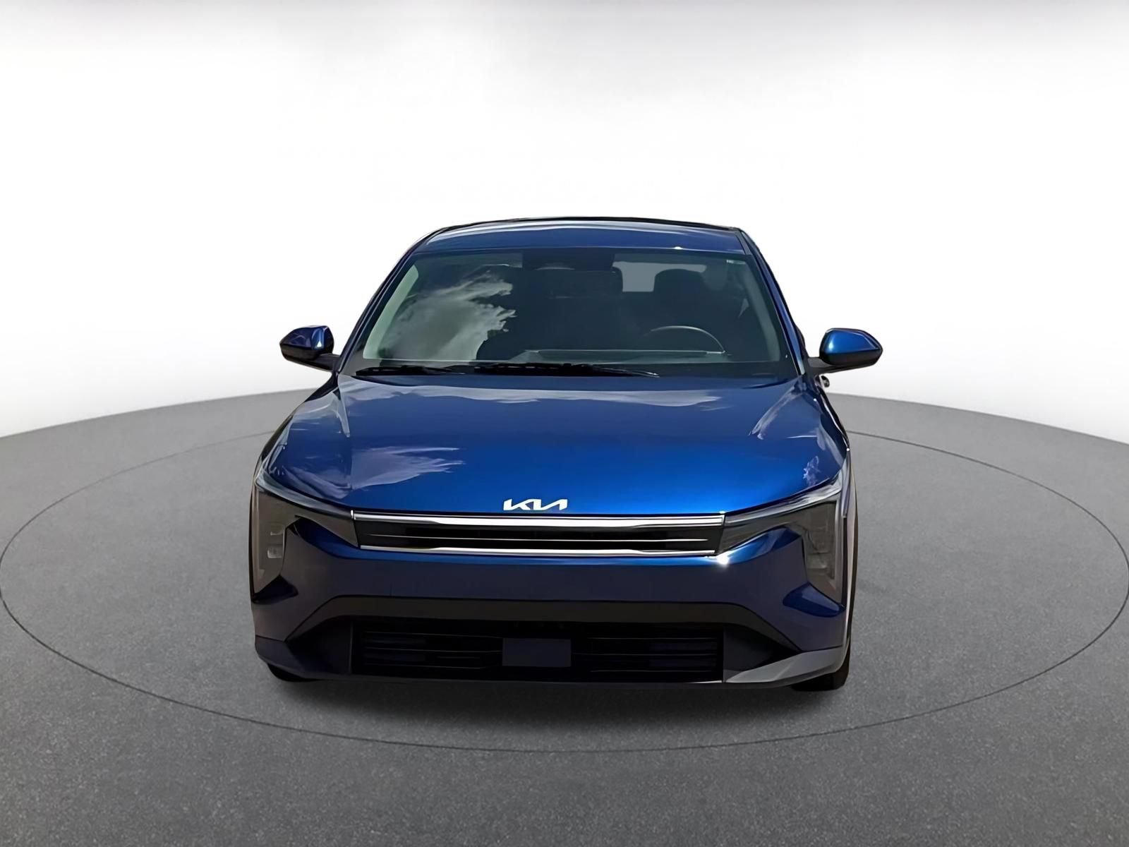 Used 2025 Kia K4 FWD image 3