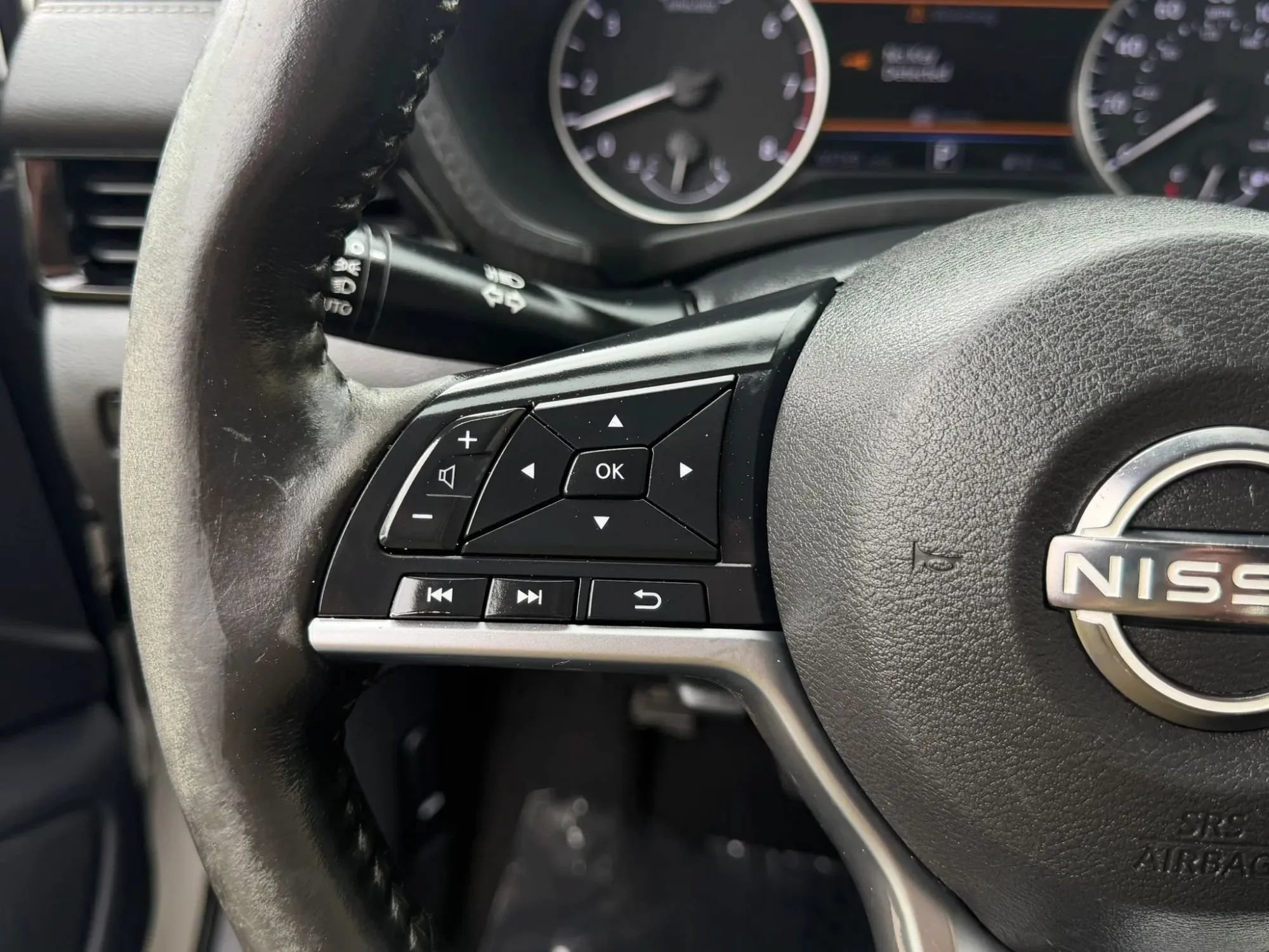 Used 2024 Nissan Sentra SV w/ All-Weather Package FWD image 17