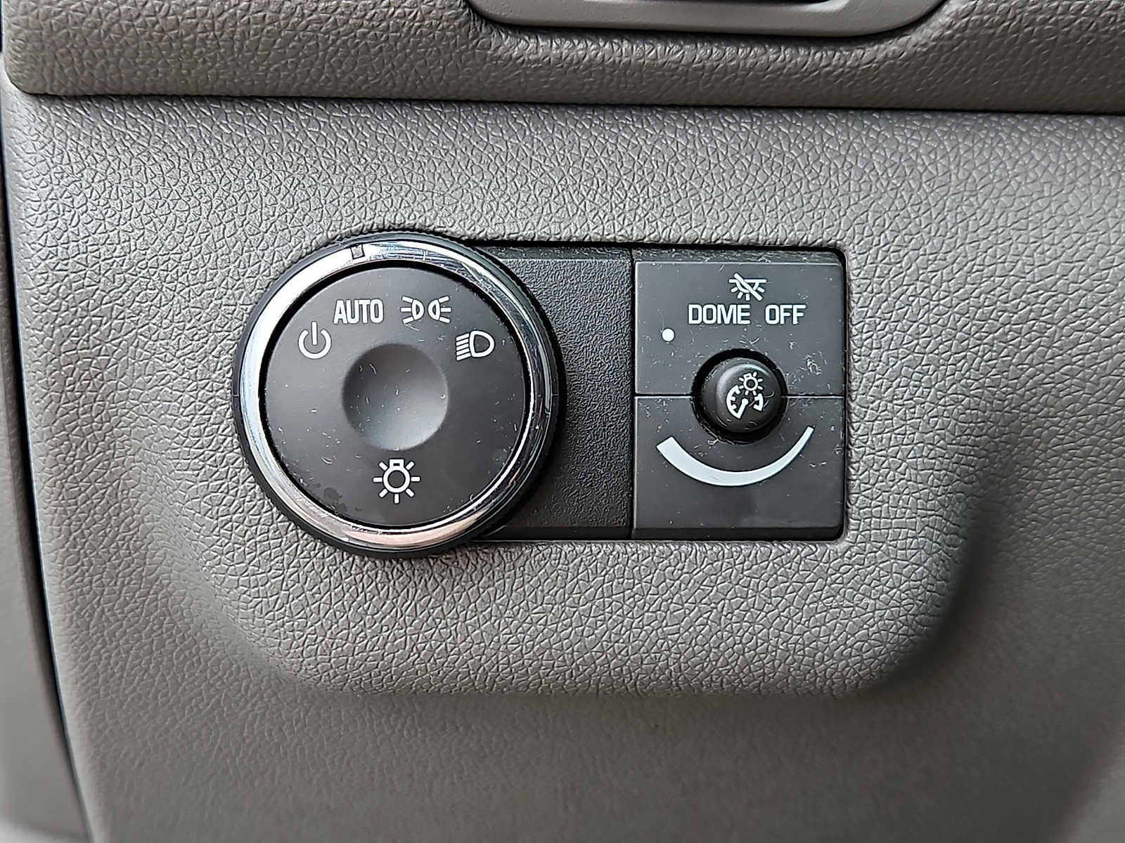 Used 2015 Chevrolet Traverse LS FWD image 24