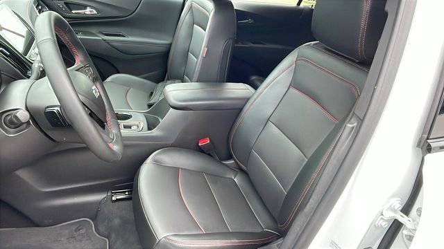 Used 2024 Chevrolet Equinox RS w/ RS Leather Package image 11