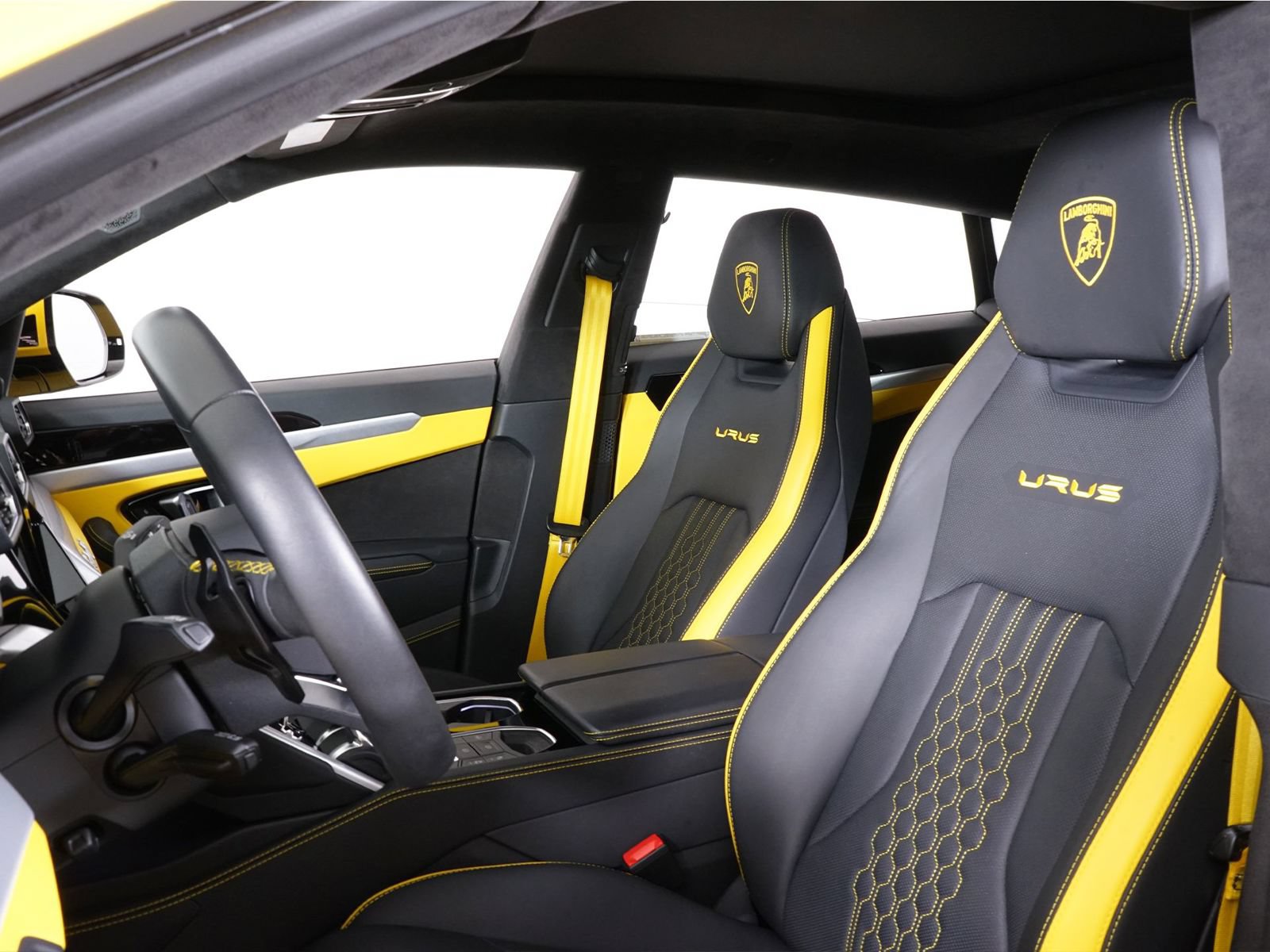Used 2023 Lamborghini Urus S AWD/4WD image 25