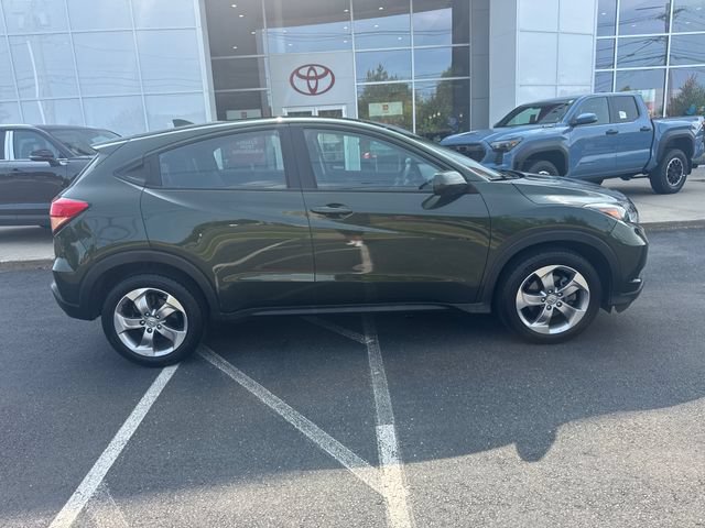 Used 2018 Honda HR-V LX image 2