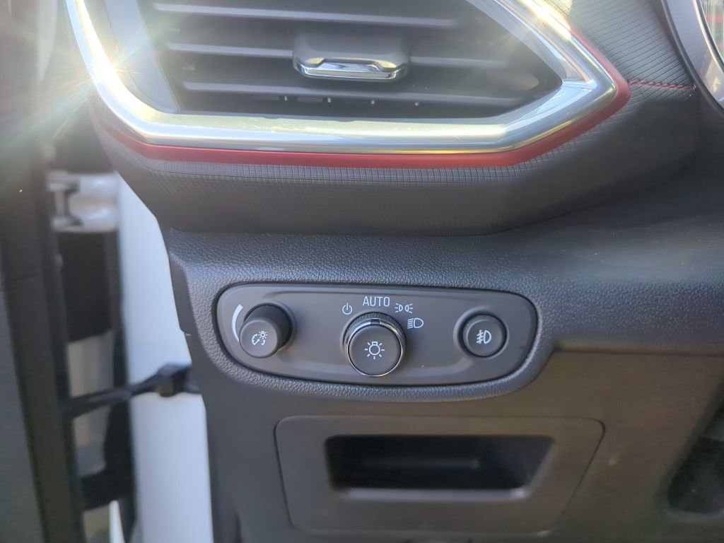 Certified 2023 Chevrolet TrailBlazer RS w/ Convenience Package image 30