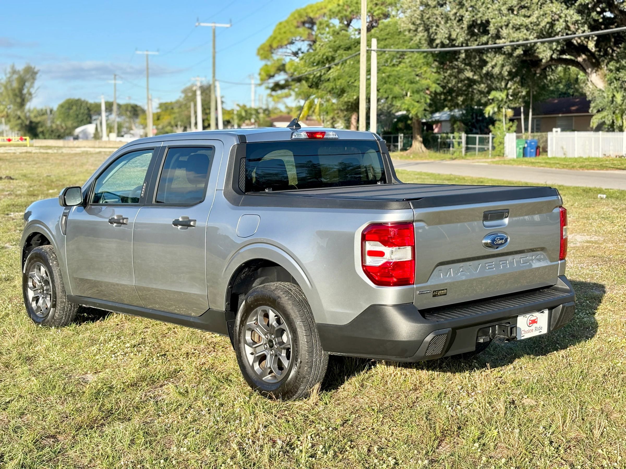 Used 2023 Ford Maverick XLT w/ XLT Luxury Package image 6