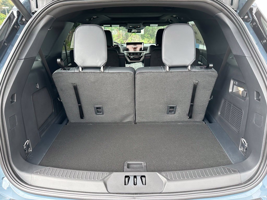 New 2027 Ford Explorer ST-Line w/ Premium Package AWD/4WD image 27