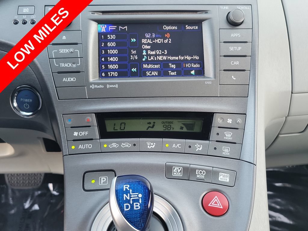 Used 2015 Toyota Prius Three FWD image 26