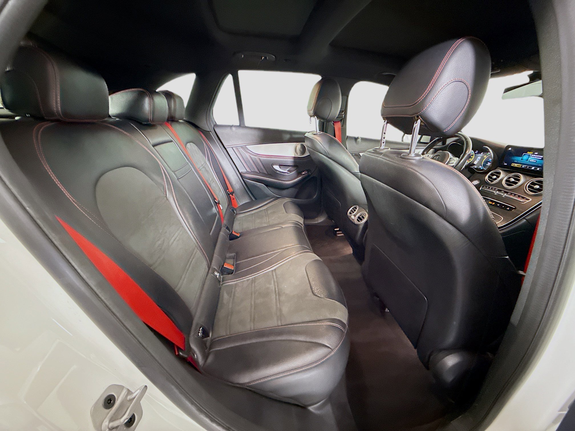 Used 2021 Mercedes-Benz GLC 43 AMG 4MATIC image 27