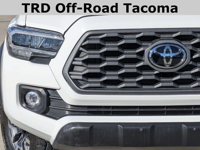 Used 2023 Toyota Tacoma TRD Off-Road image 3