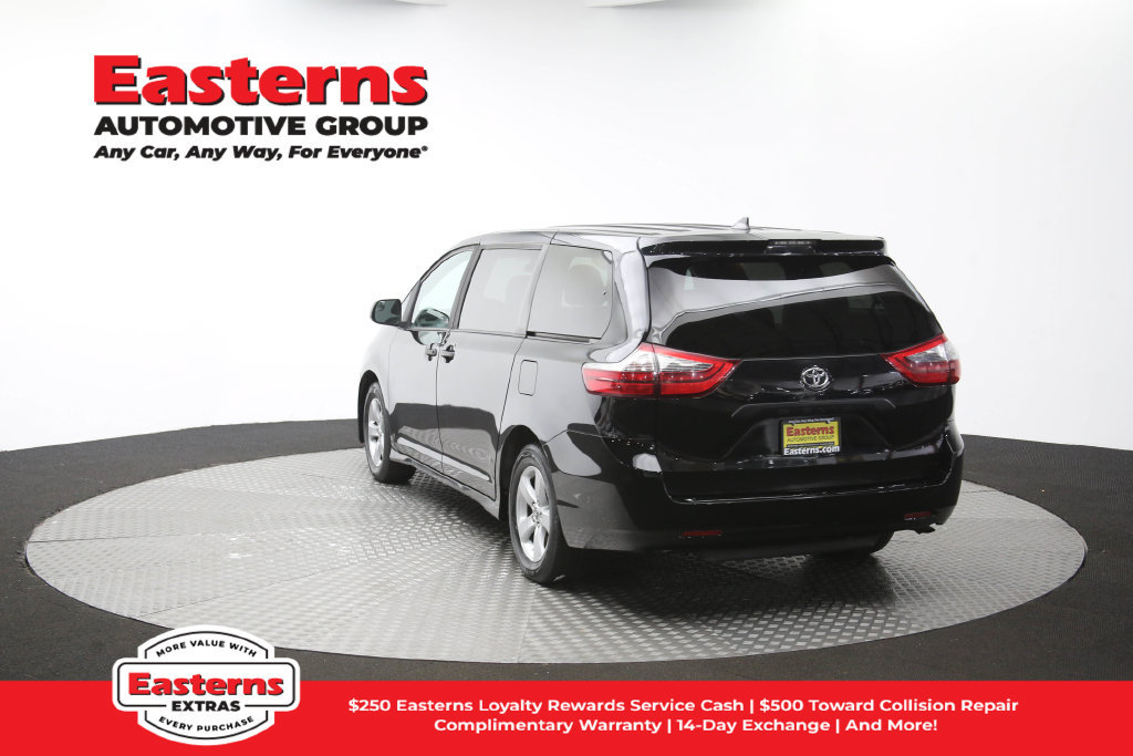 Used 2020 Toyota Sienna L FWD image 66