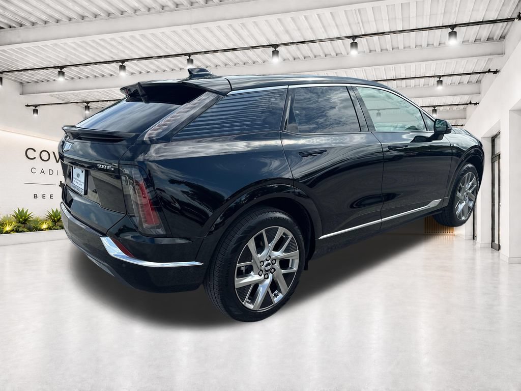 Used 2025 Cadillac Optiq Luxury 1 AWD/4WD image 10