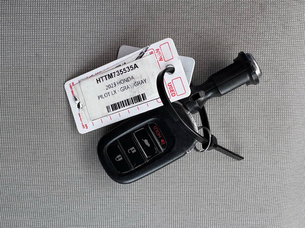 Certified 2023 Honda Pilot LX image 30