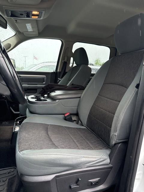 Used 2013 RAM 1500 Classic SLT w/ Remote Start & Security Group AWD/4WD image 9