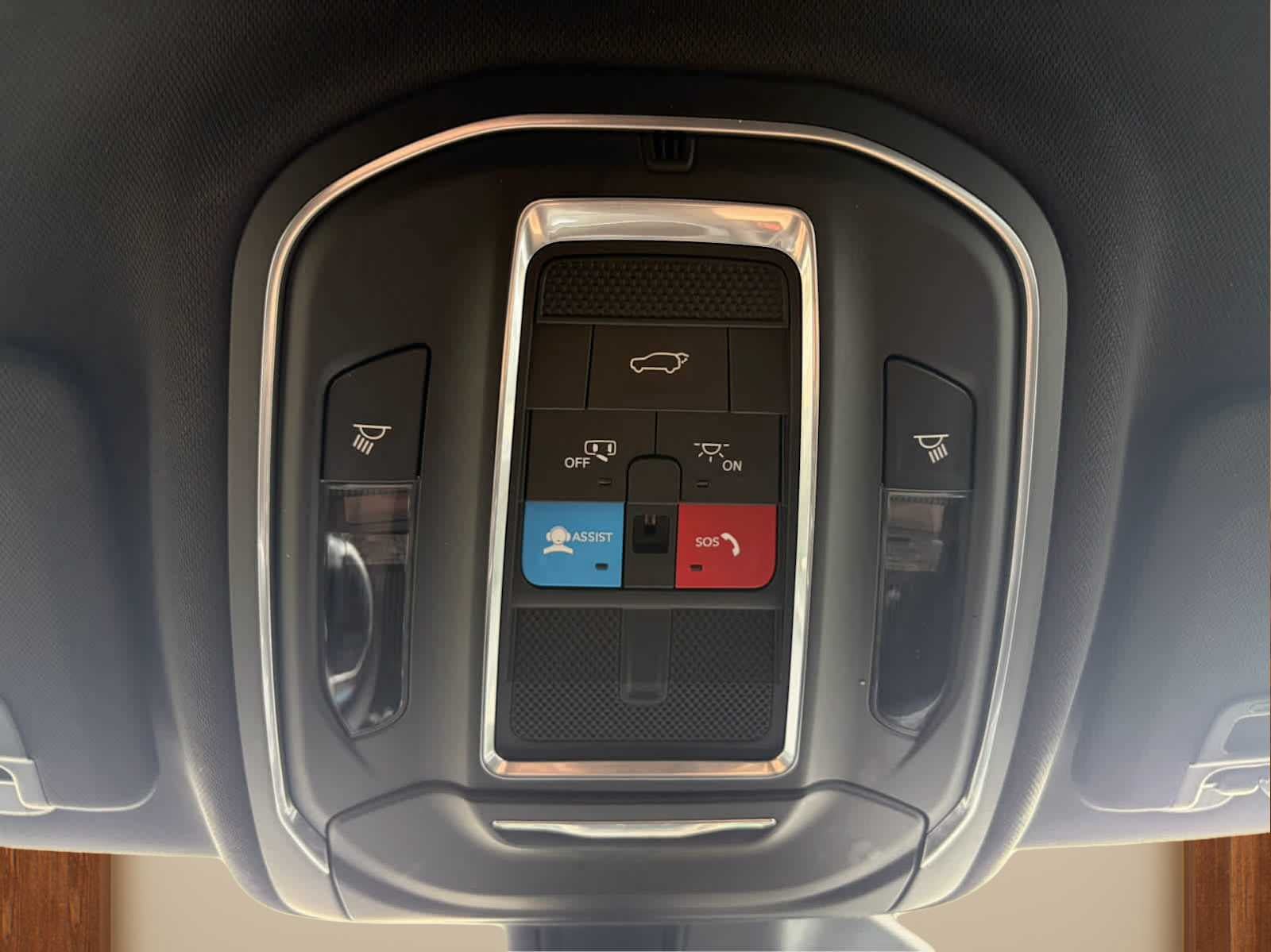 Used 2023 Jeep Grand Cherokee Trailhawk w/ Advanced Protech Group II AWD/4WD image 16